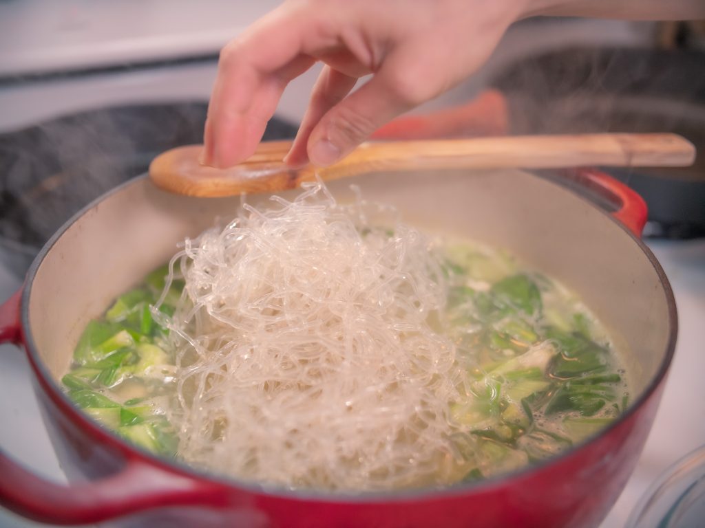 Kelp in the Kitchen Ginger Chicken Kelp Soup Washington Sea Grant